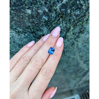 2.86 Ct. Blue Sapphire from Ceylon (Sri Lanka) Life Style
