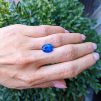 5.03 Ct. Blue Sapphire from Ceylon (Sri Lanka) Life Style
