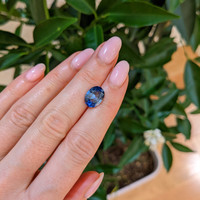 4.23 Ct. Blue Sapphire from Ceylon (Sri Lanka) Life Style