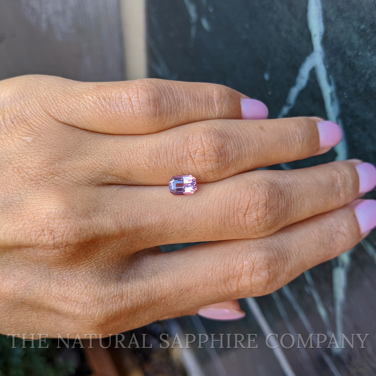 1.24 Ct. Pink Sapphire from Ceylon (Sri Lanka)