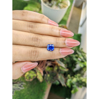 3.53 Ct. Blue Sapphire from Ceylon (Sri Lanka) Life Style