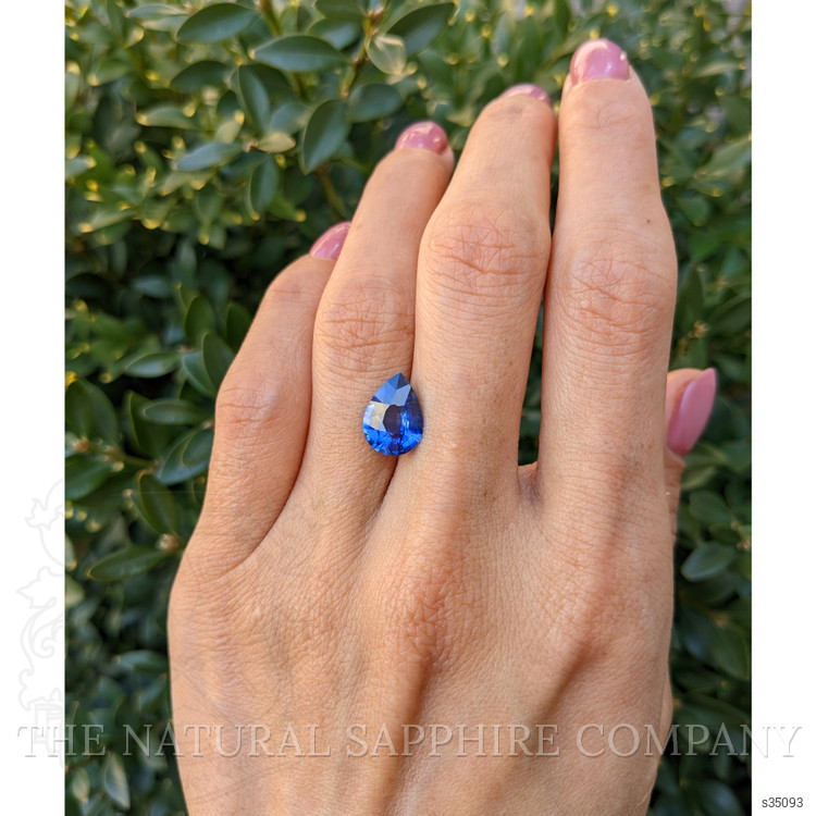 3.13 Ct. Blue Sapphire from Ceylon (Sri Lanka)