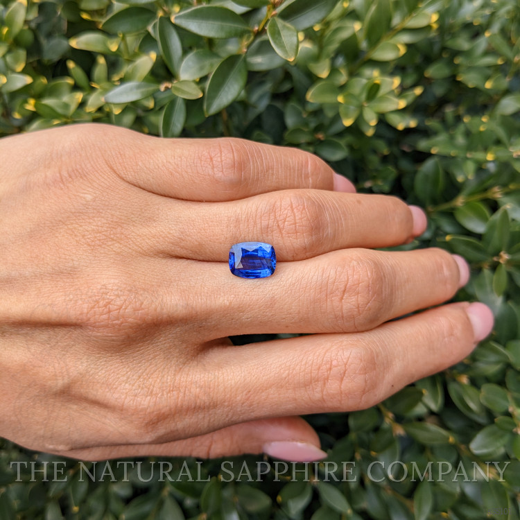 3.08 Ct. Blue Sapphire from Ceylon (Sri Lanka)