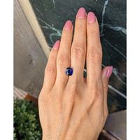 3.09 Ct. Blue Sapphire from Ceylon (Sri Lanka) Life Style