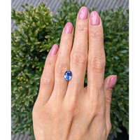 3.18 Ct. Blue Sapphire from Ceylon (Sri Lanka) Life Style