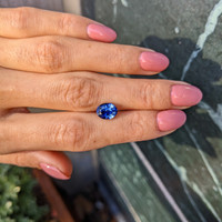 2.93 Ct. Blue Sapphire from Ceylon (Sri Lanka) Life Style