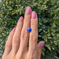 2.93 Ct. Blue Sapphire from Ceylon (Sri Lanka) Life Style