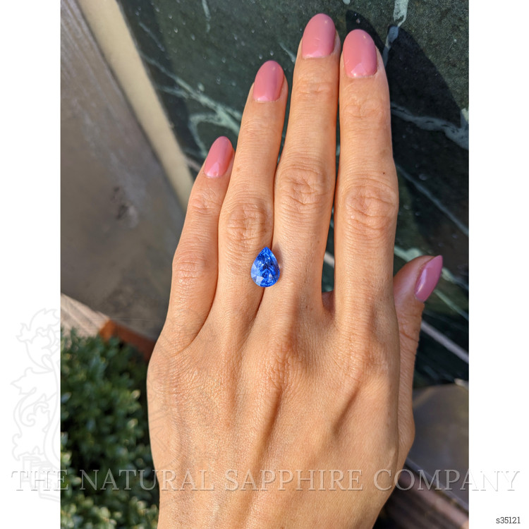 4.31 Ct. Blue Sapphire from Ceylon (Sri Lanka)