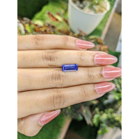 3.21 Ct. Violet Sapphire from Ceylon (Sri Lanka) Life Style