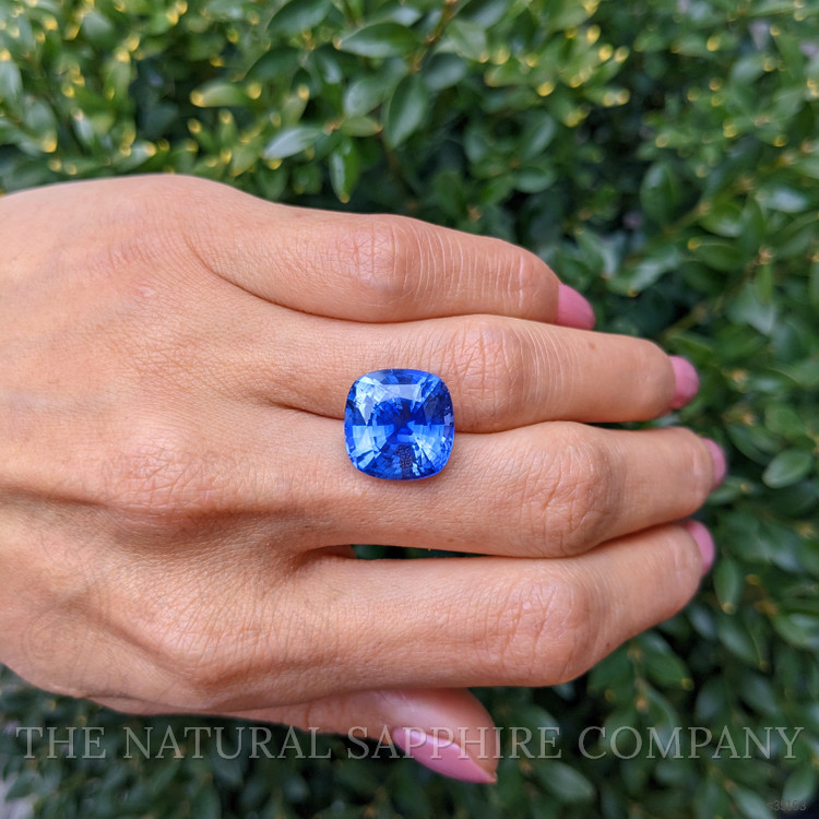 14.49 Ct. Blue Sapphire from Ceylon (Sri Lanka)