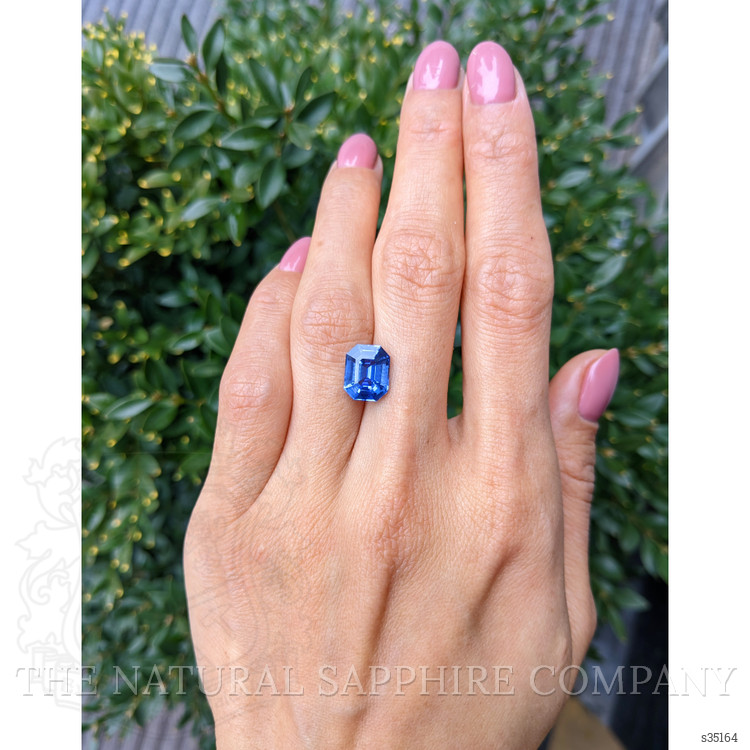 4.06 Ct. Blue Sapphire from Ceylon (Sri Lanka)