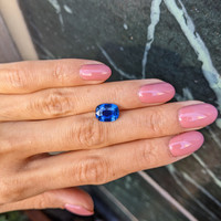 3.39 Ct. Blue Sapphire from Ceylon (Sri Lanka) Life Style