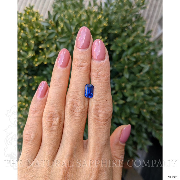 2.58 Ct. Blue Sapphire from Ceylon (Sri Lanka)