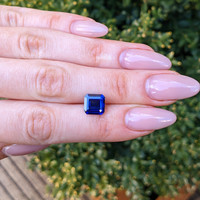4.11 Ct. Blue Sapphire from Ceylon (Sri Lanka) Life Style