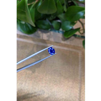 2.68 Ct. Blue Sapphire from Ceylon (Sri Lanka) Life Style