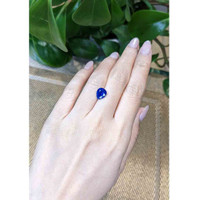 2.82 Ct. Blue Sapphire from Ceylon (Sri Lanka) Life Style