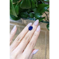 4.56 Ct. Blue Sapphire from Thailand Life Style