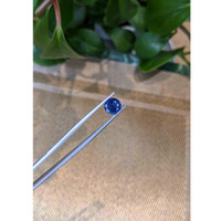 2.58 Ct. Blue Sapphire from Thailand Life Style
