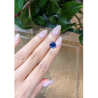 2.58 Ct. Blue Sapphire from Thailand Life Style