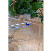 4.43 Ct. Blue Sapphire from Thailand Life Style