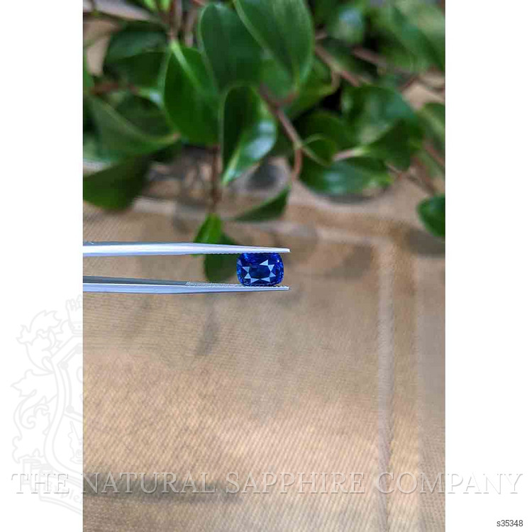 3.01 Ct. Blue Sapphire from Ceylon (Sri Lanka)