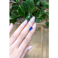 2.00 Ct. Blue Sapphire from Ceylon (Sri Lanka) Life Style