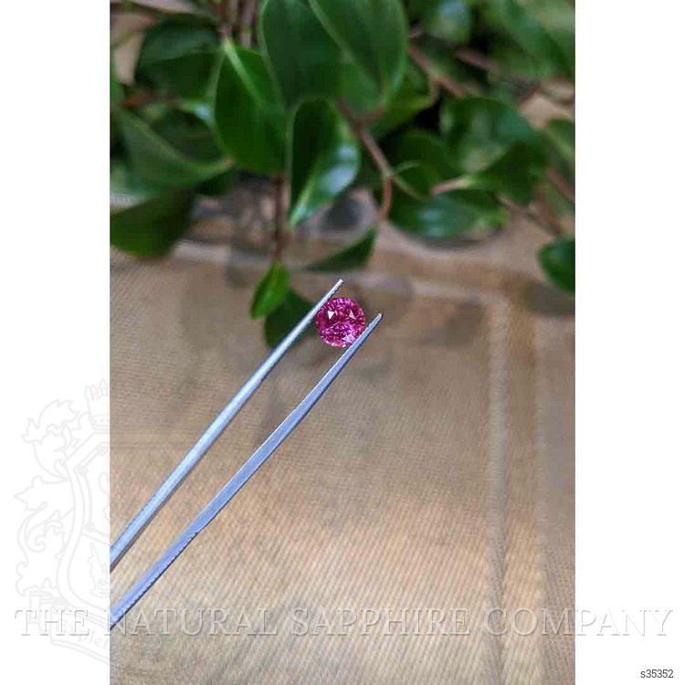3.03 Ct. Pink Sapphire from Ceylon (Sri Lanka)