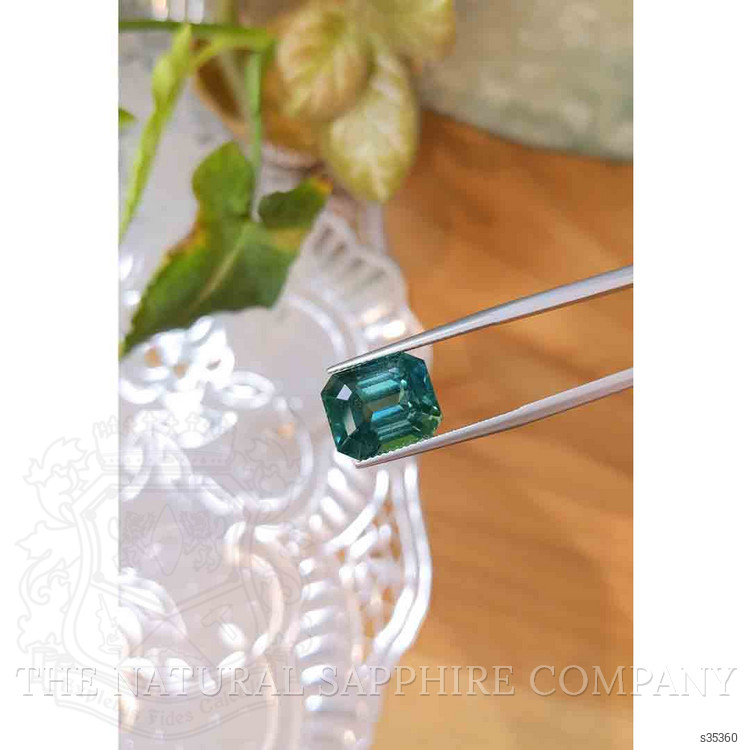 11.94 Ct. Green Sapphire from Ceylon (Sri Lanka)