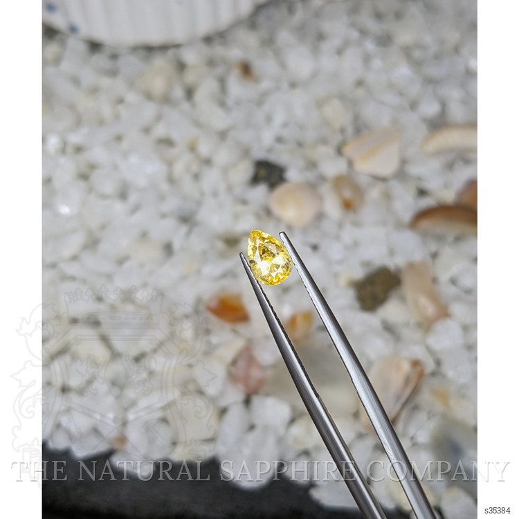 1.11 Ct. Yellow Sapphire from Ceylon (Sri Lanka)