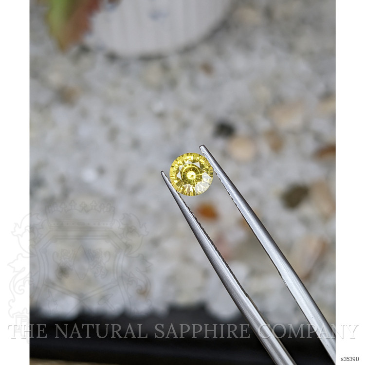 0.93 Ct. Yellow Sapphire from Ceylon (Sri Lanka)