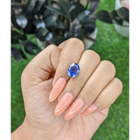 5.58 Ct. Blue Sapphire from Ceylon (Sri Lanka) Life Style