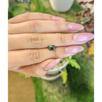 1.23 Ct. Bi Color / Parti Sapphire from Madagascar Life Style