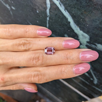 3.02 Ct. Padparadscha Sapphire from Madagascar Life Style