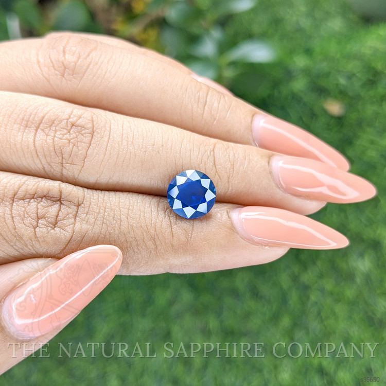 3.01 Ct. Blue Sapphire from Ceylon (Sri Lanka)