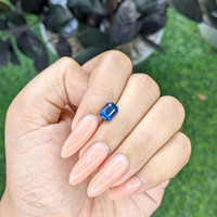2.06 Ct. Blue Sapphire from Ceylon (Sri Lanka) Life Style