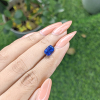 2.07 Ct. Blue Sapphire from Ceylon (Sri Lanka) Life Style