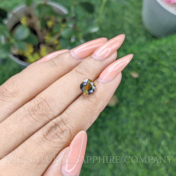 2.67 Ct. Bi Color Sapphire from Madagascar