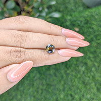 2.67 Ct. Bi Color Sapphire from Madagascar Life Style