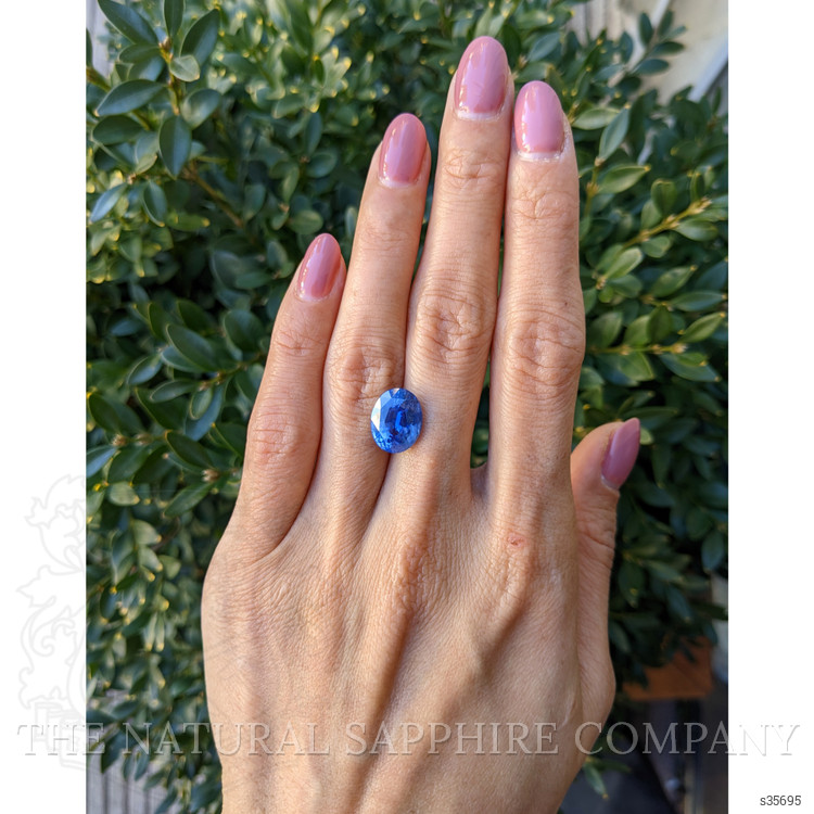 6.96 Ct. Blue Sapphire from Ceylon (Sri Lanka)