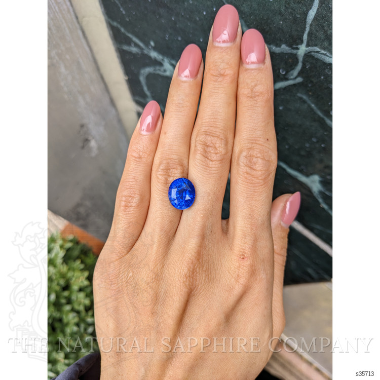 7.94 Ct. Blue Sapphire from Ceylon (Sri Lanka)