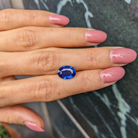 4.02 Ct. Blue Sapphire from Ceylon (Sri Lanka) Life Style