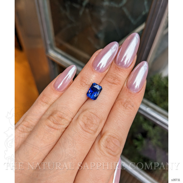 4.07 Ct. Blue Sapphire from Ceylon (Sri Lanka)
