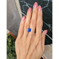 3.70 Ct. Blue Sapphire from Ceylon (Sri Lanka) Life Style