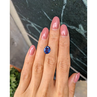 2.71 Ct. Blue Sapphire from Ceylon (Sri Lanka) Life Style