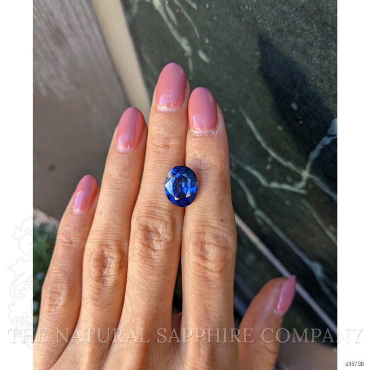 6.97 Ct. Blue Sapphire from Ceylon (Sri Lanka)