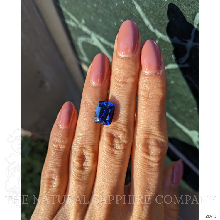 5.32 Ct. Blue Sapphire from Ceylon (Sri Lanka)