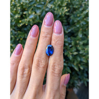 4.21 Ct. Blue Sapphire from Ceylon (Sri Lanka) Life Style