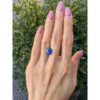 4.19 Ct. Blue Sapphire from Ceylon (Sri Lanka) Life Style