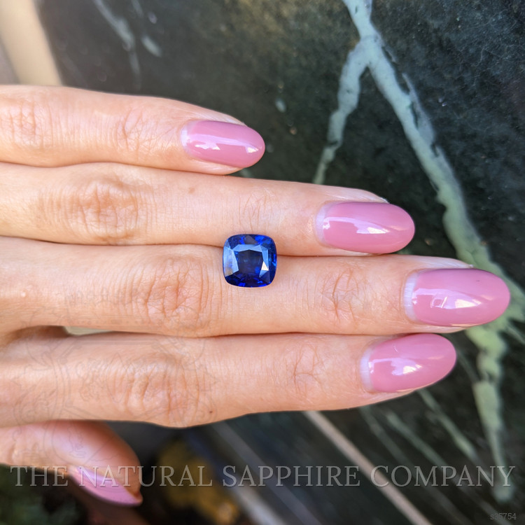 4.18 Ct. Blue Sapphire from Ceylon (Sri Lanka)