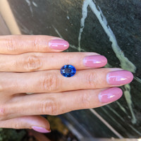 4.14 Ct. Blue Sapphire from Ceylon (Sri Lanka) Life Style